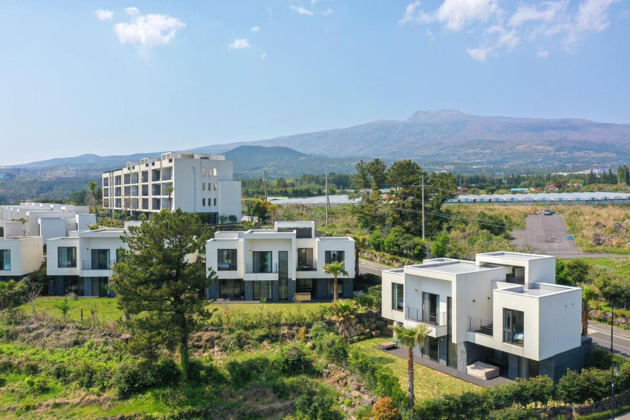 Velum Resort Seogwipo Exterior photo